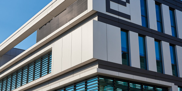 Proyectos Construcción Casas Passivhaus l' Ampolla · Edificación Comercial