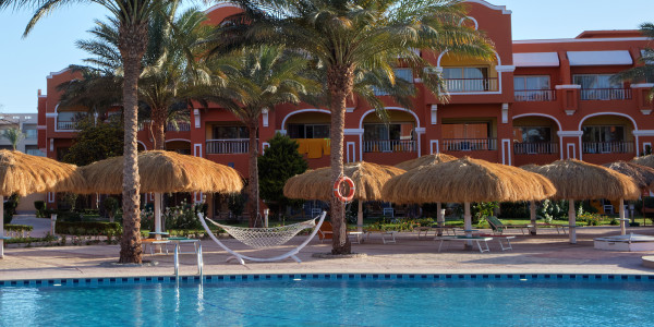 Proyectos Construcción de Piscinas Godall · Piscinas para Comunidades Vecinos / Propietarios