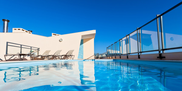 Proyectos Construcción de Piscinas Godall · Piscinas en Áticos