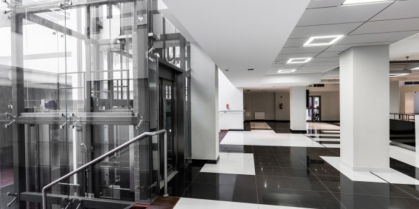 Proyectos de Rehabilitaciones Masdenverge · Instalación de Ascensores